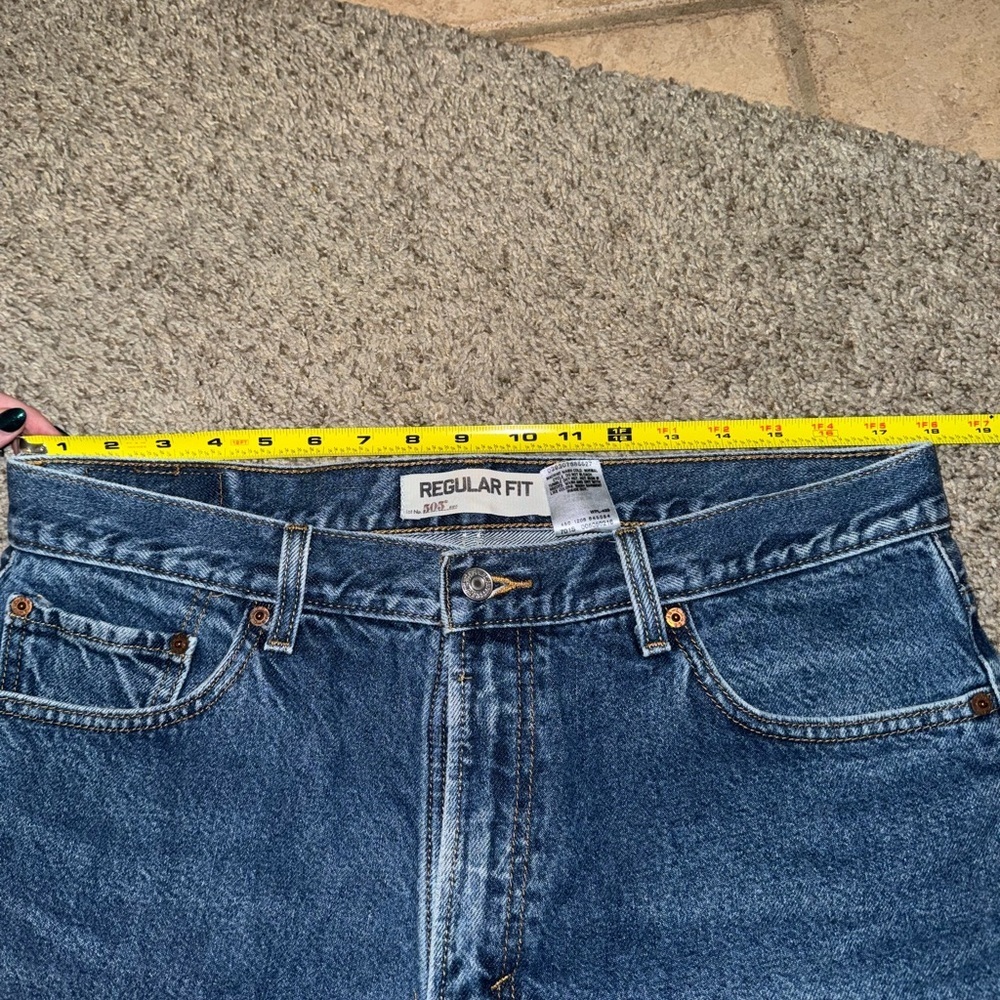 Levis Strauss 505 Jeans Men 36x30 Regular Fit Straight Leg Denim Blue Light Wash - Picture 4 of 7